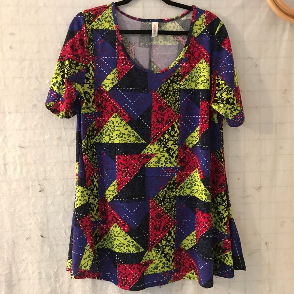 LuLaroe Perfect Tee XL